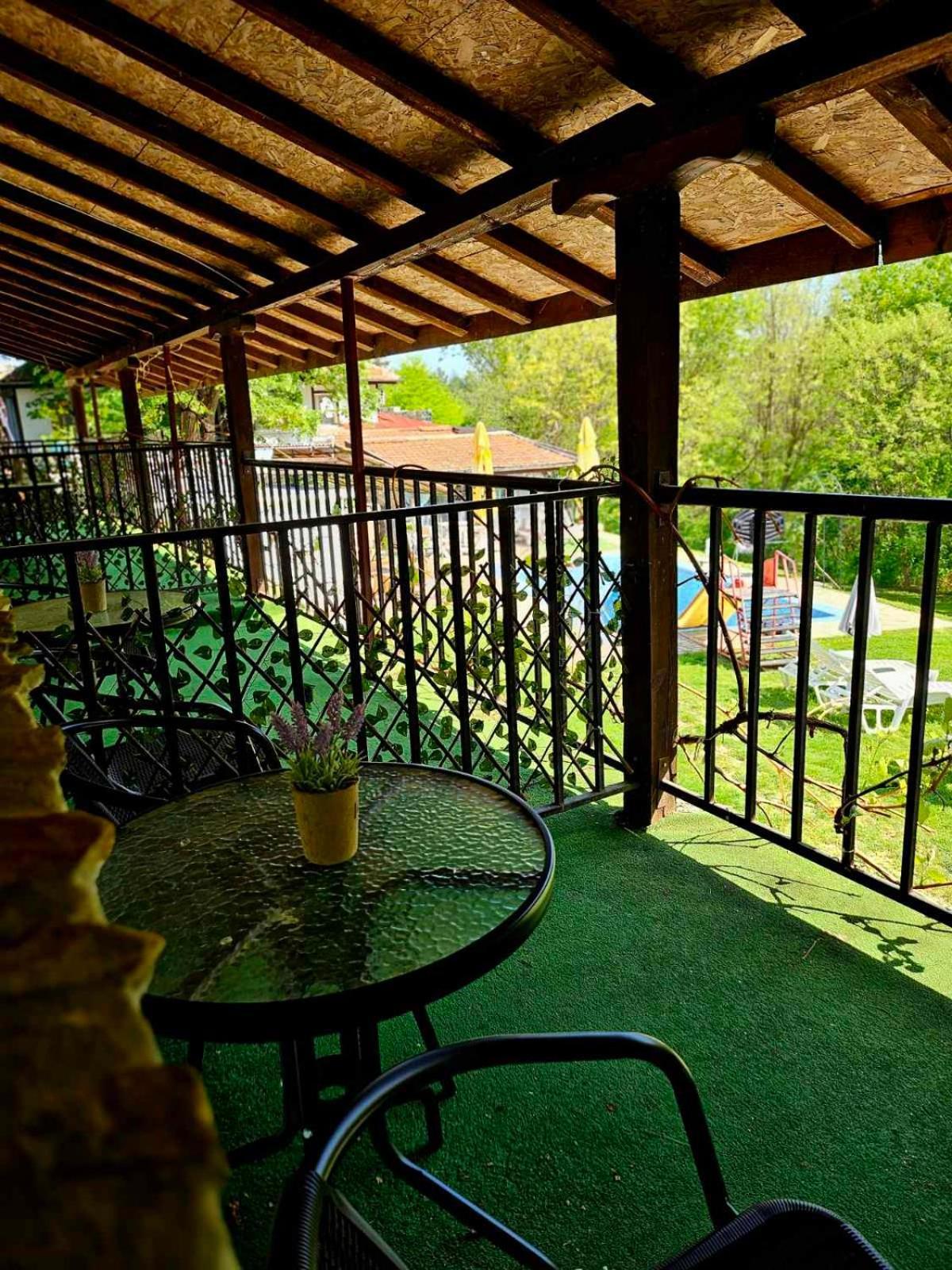 Orehite-Family Hotel ,Food & Pool Bozhichen Exterior foto